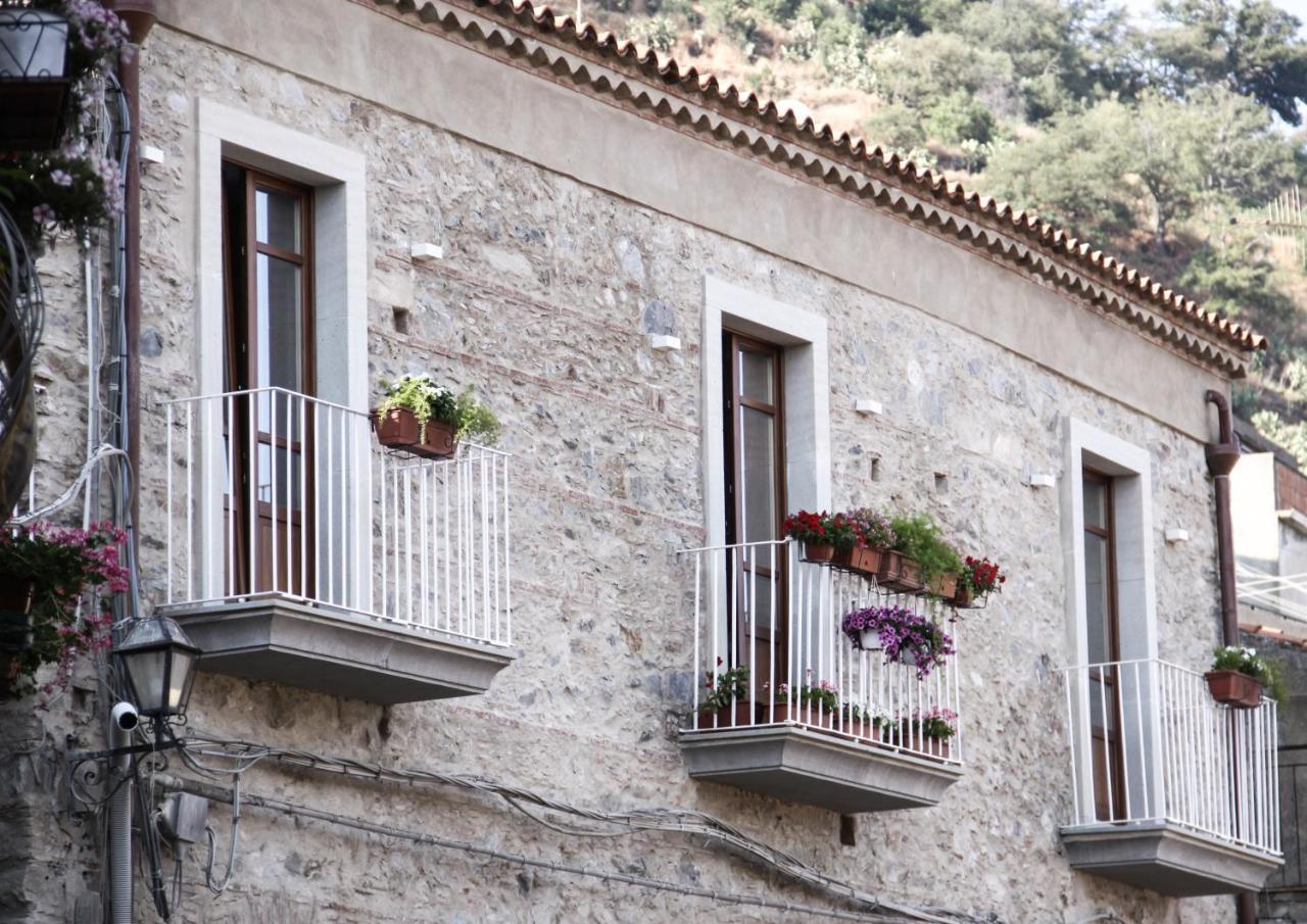 Due Sicilie Maison De Charme Casalvecchio Siculo Exteriör bild